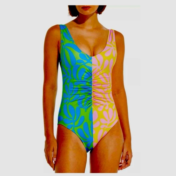 Solid & Striped Lucia One Piece Swimsuit. - Picture 1 of 9
